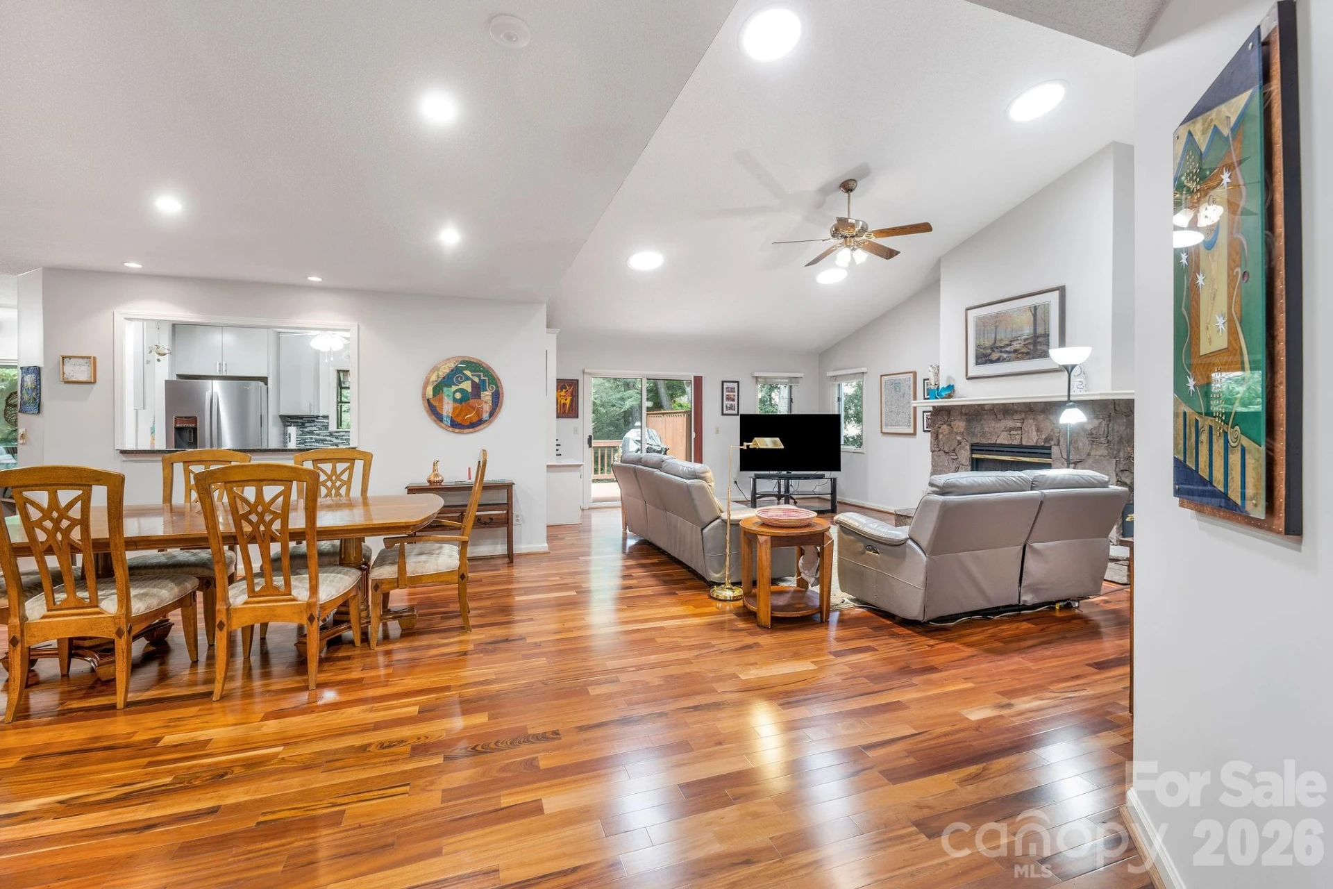 31 Hillcreek Drive - Photo 8