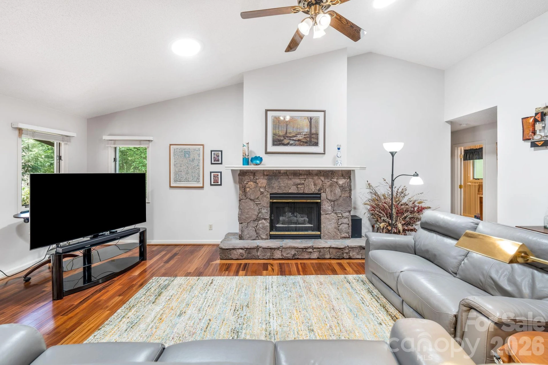 31 Hillcreek Drive - Photo 9
