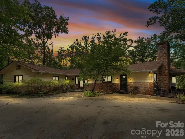 12 E Park Drive, Tryon, NC, 28782
