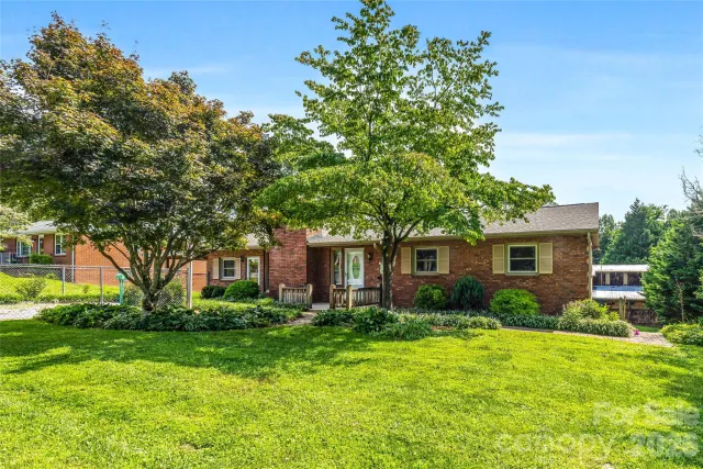 708 Loop Road