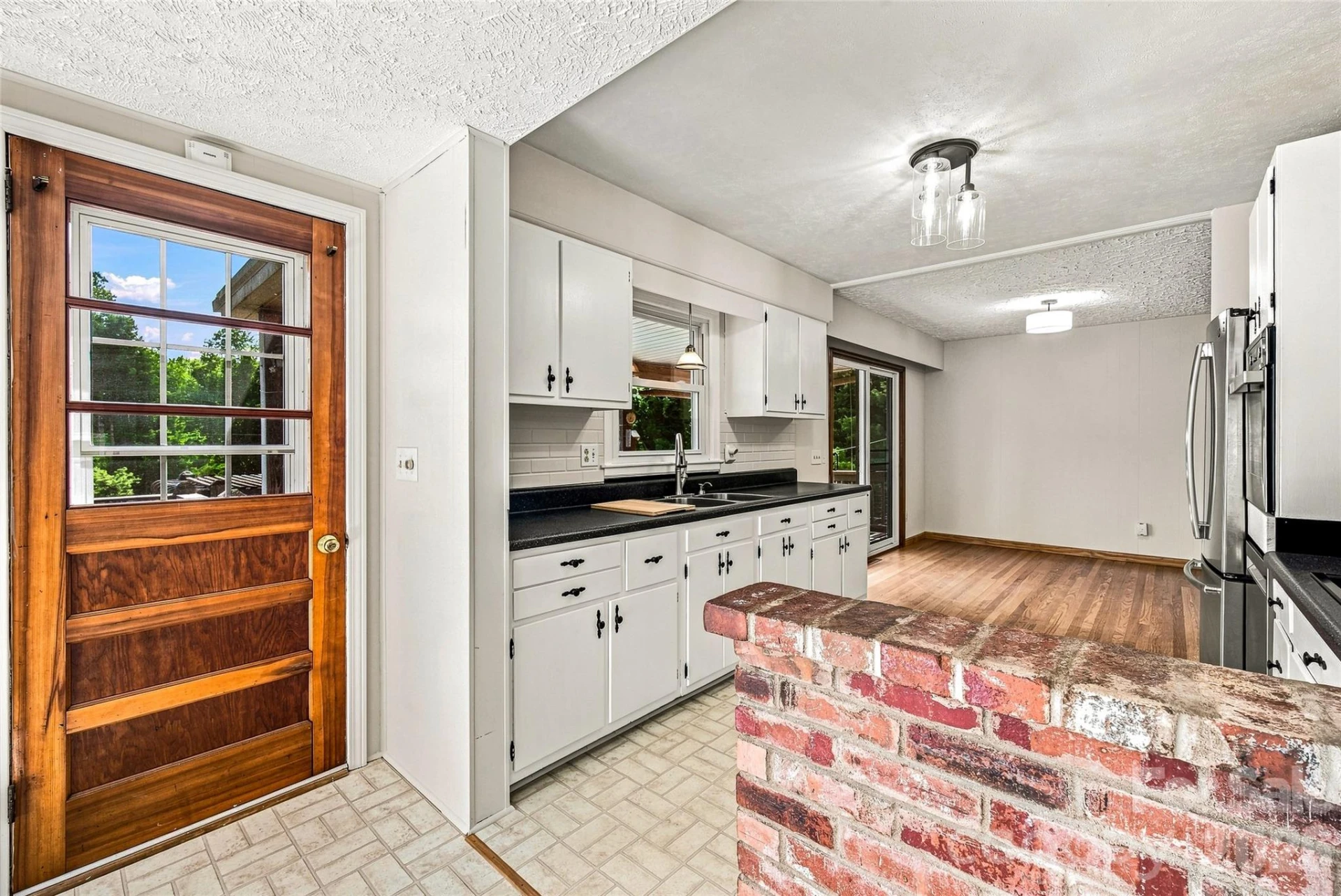 708 Loop Road - Photo 5