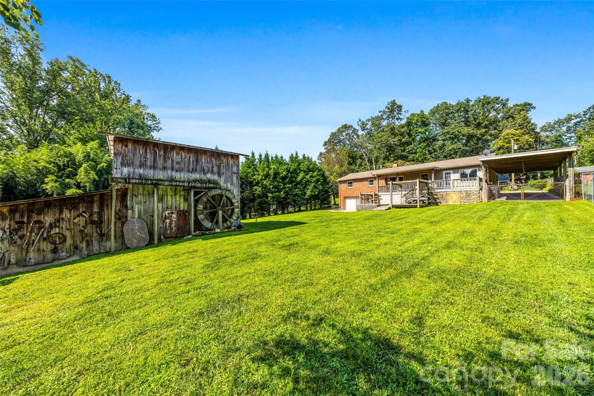 708 Loop Road - Photo 2