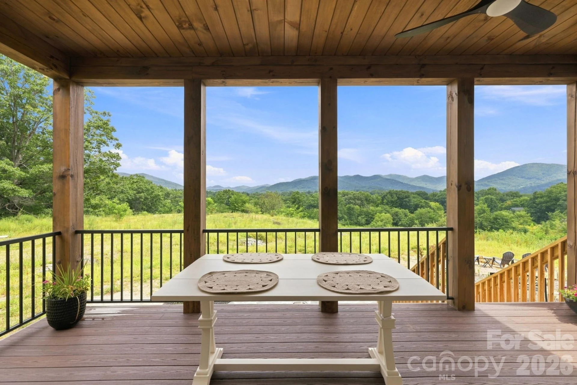 128 Chepstow Place - Photo 23
