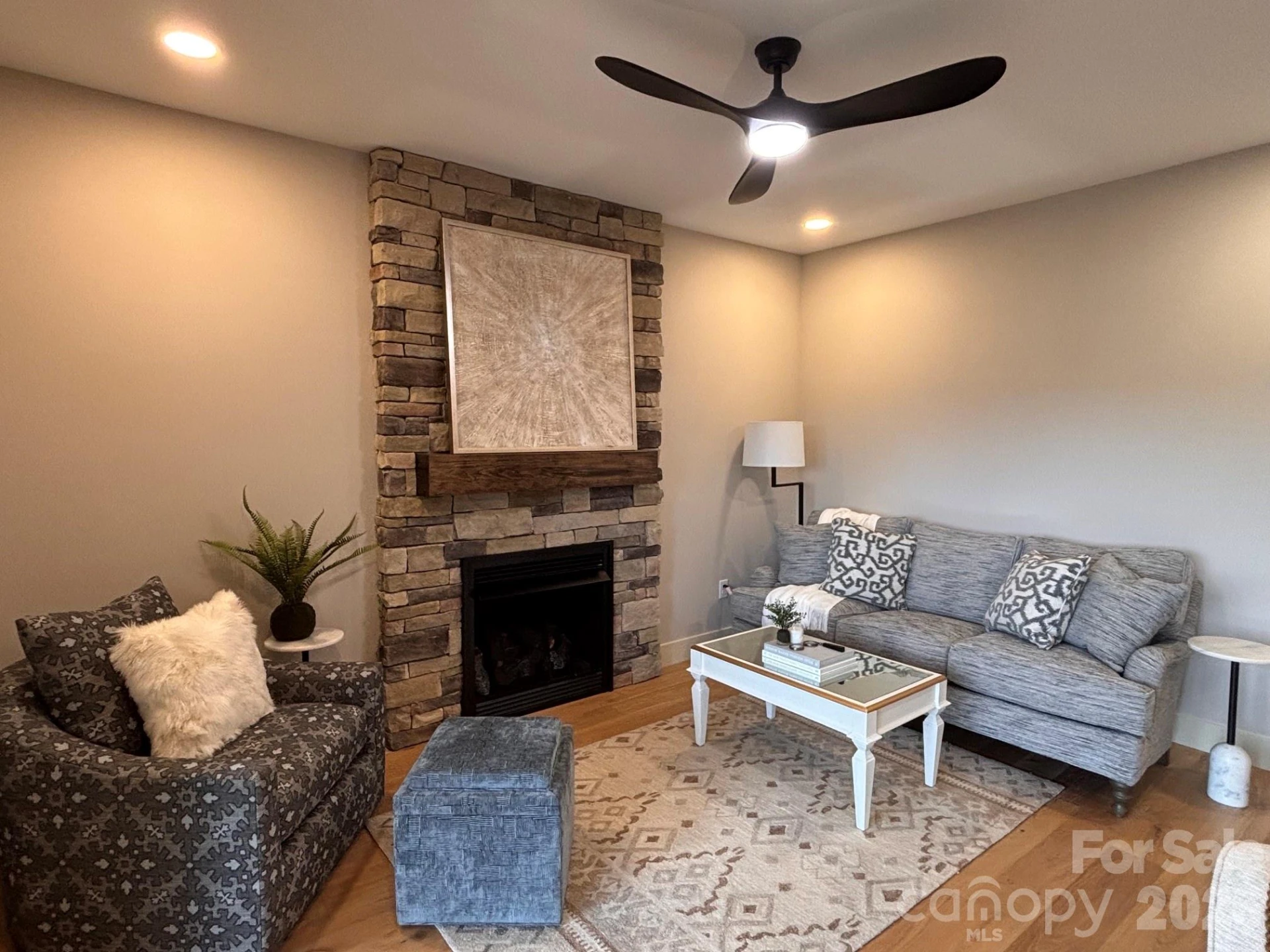 128 Chepstow Place - Photo 6