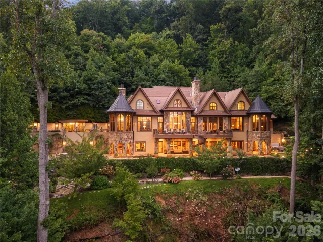994 Clovertop Lane, Arden, NC, 28704
