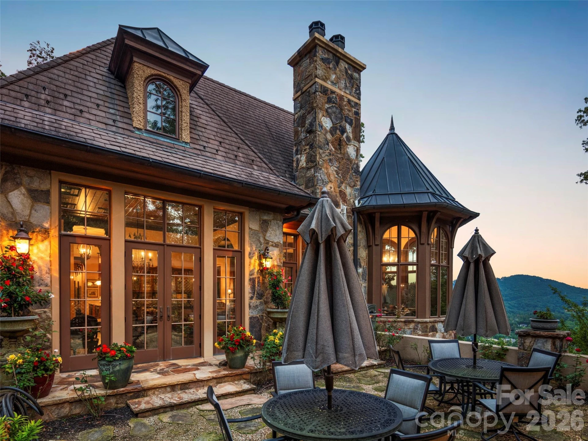 994 Clovertop Lane - Photo 43