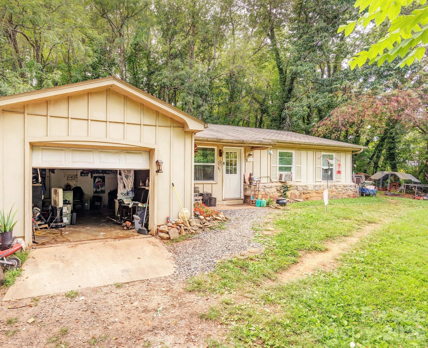 41 and 51 Bird View Drive