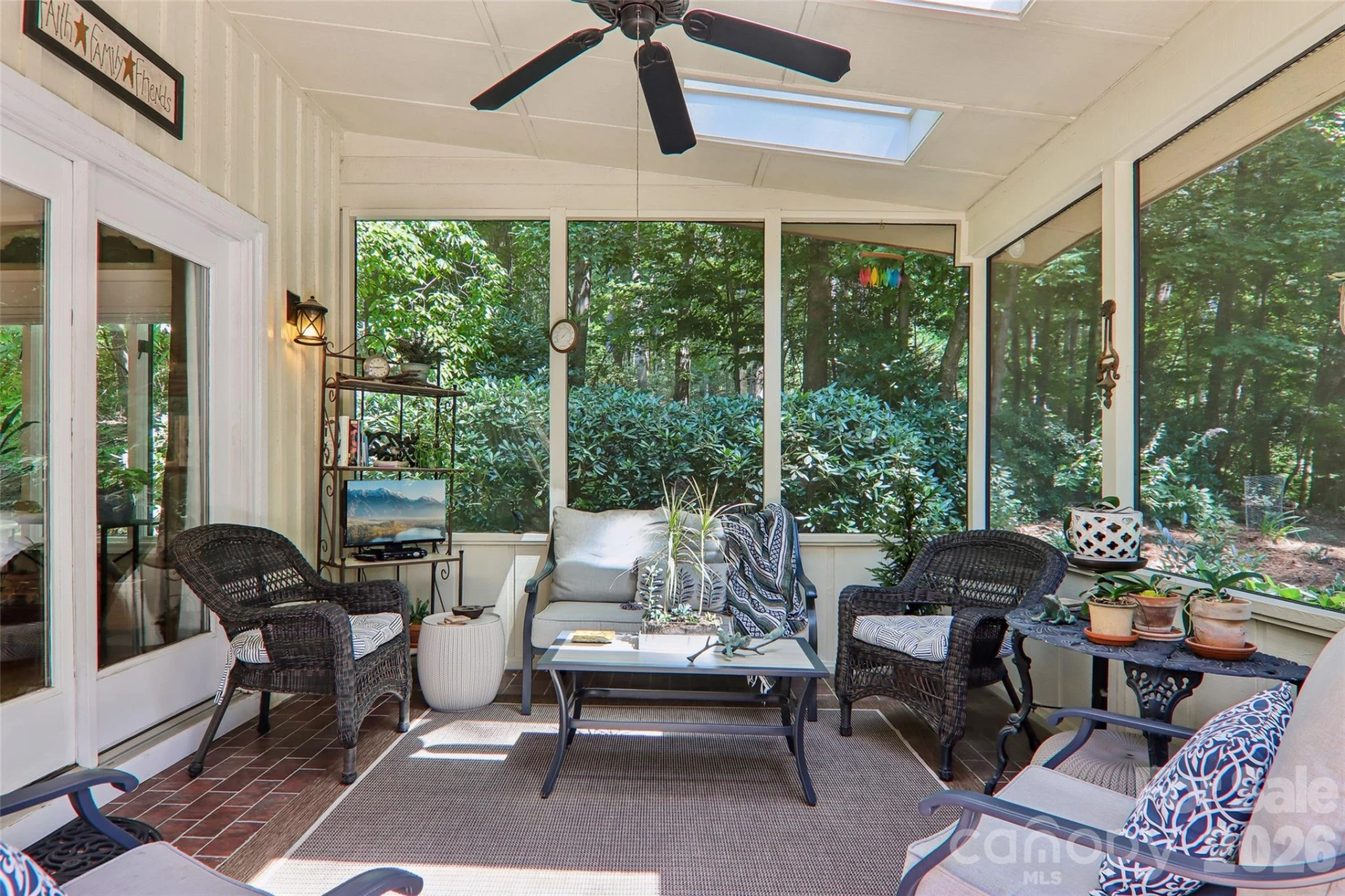 133 Larchmont Drive - Photo 26