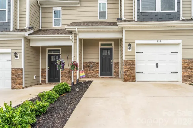 138 Creekview Road