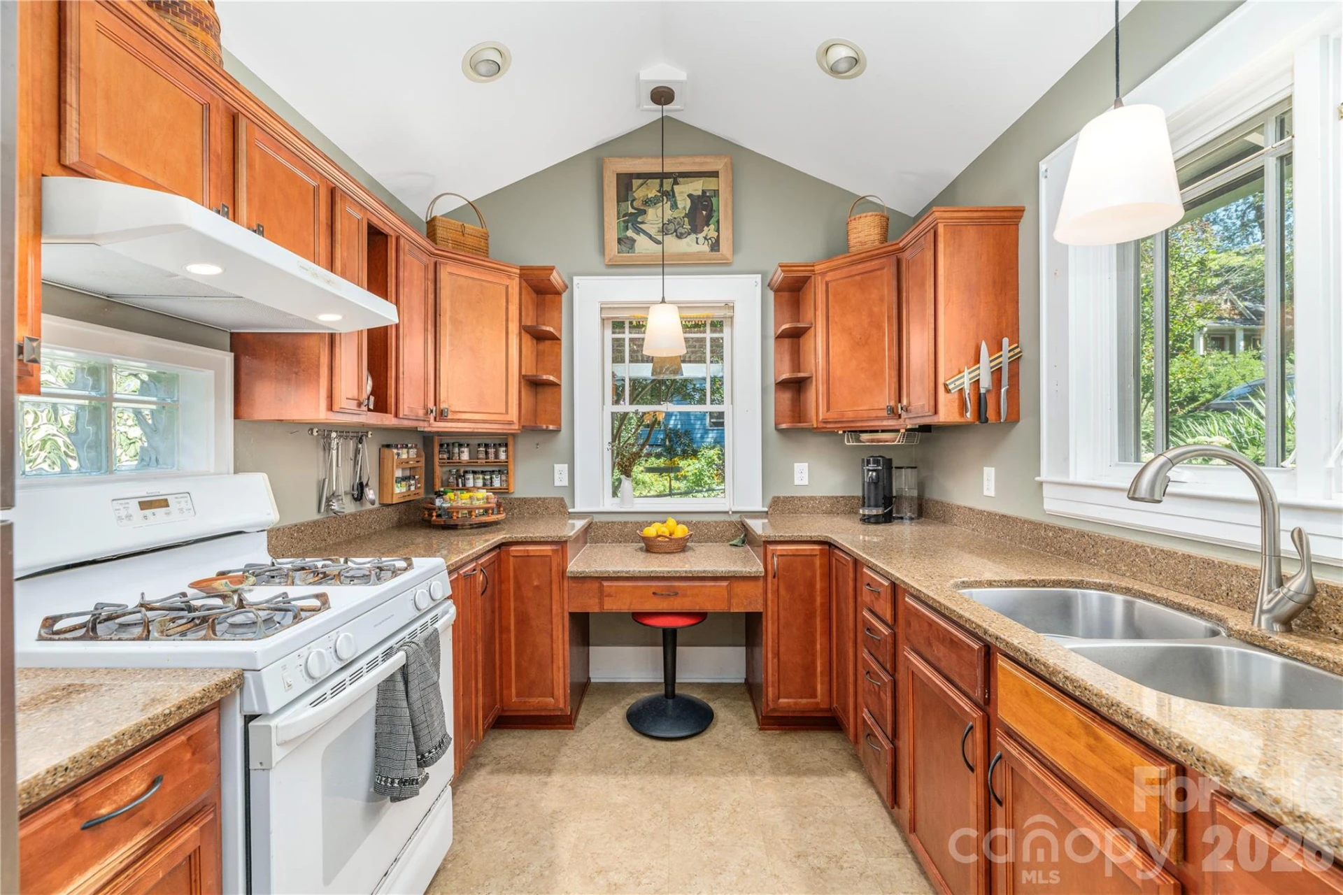 29 Hillside Street - Photo 6