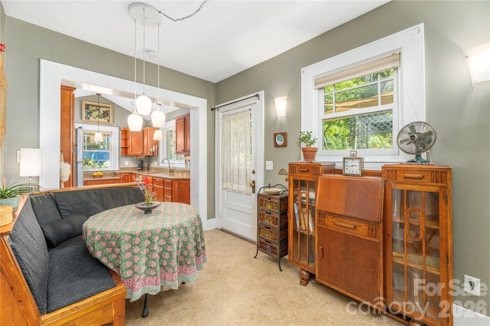 29 Hillside Street - Photo 9