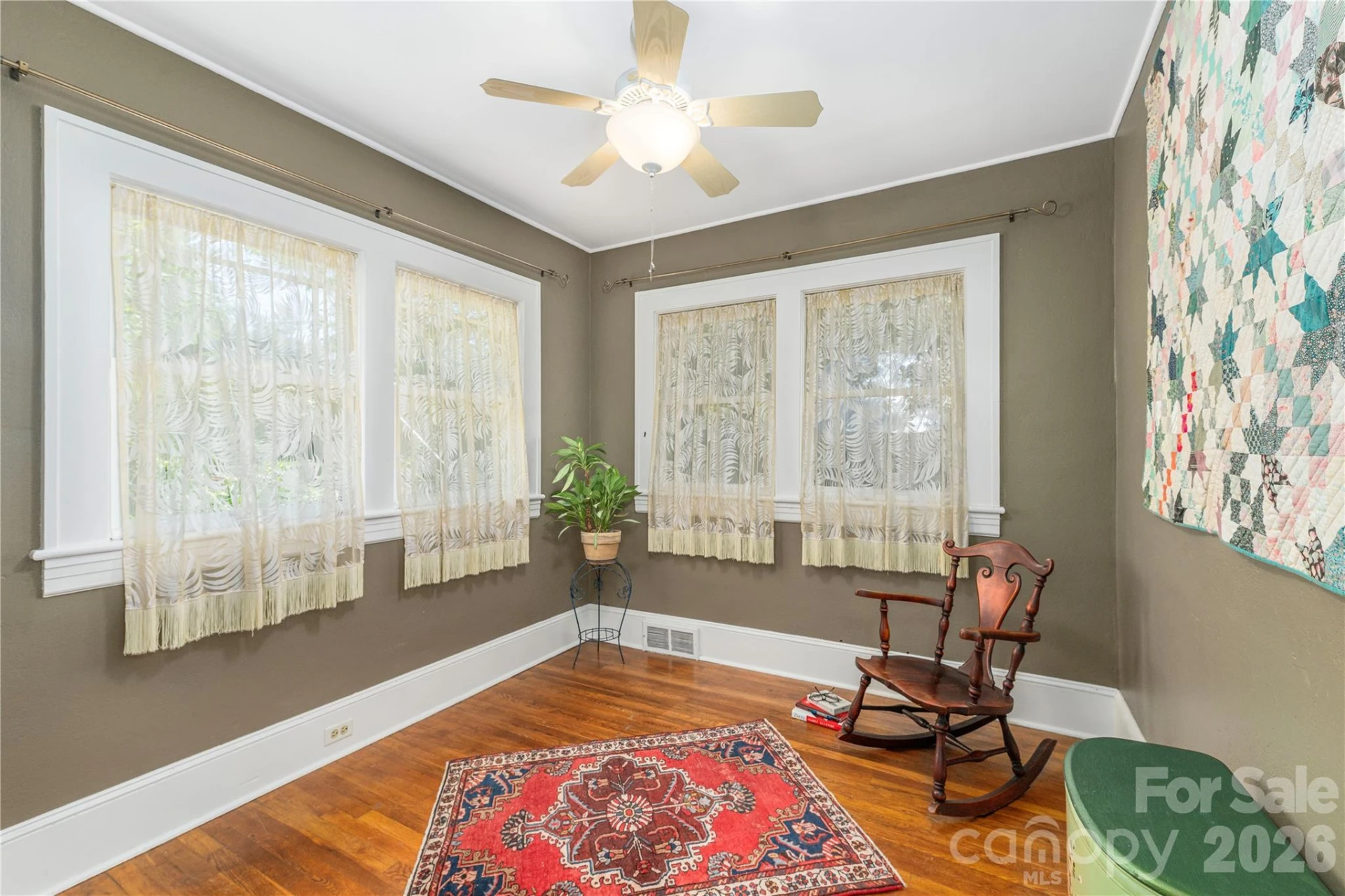 29 Hillside Street - Photo 19