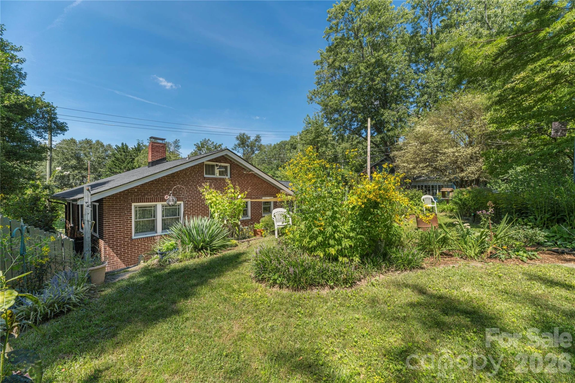29 Hillside Street - Photo 28