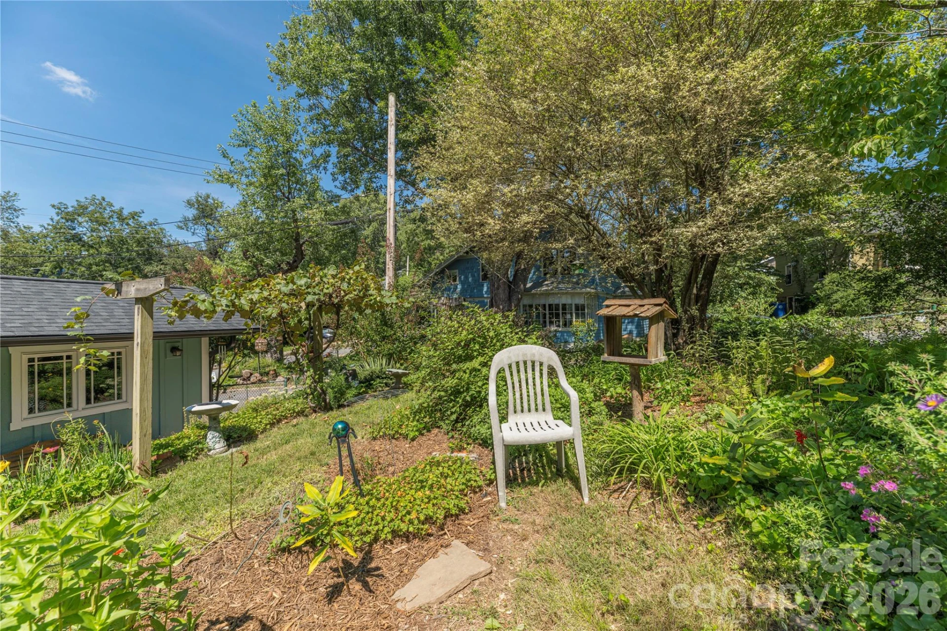 29 Hillside Street - Photo 30