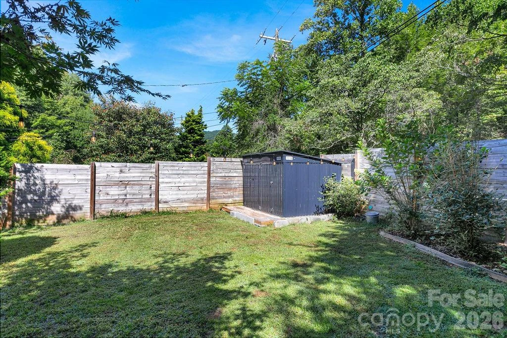 354 King Road - Photo 25
