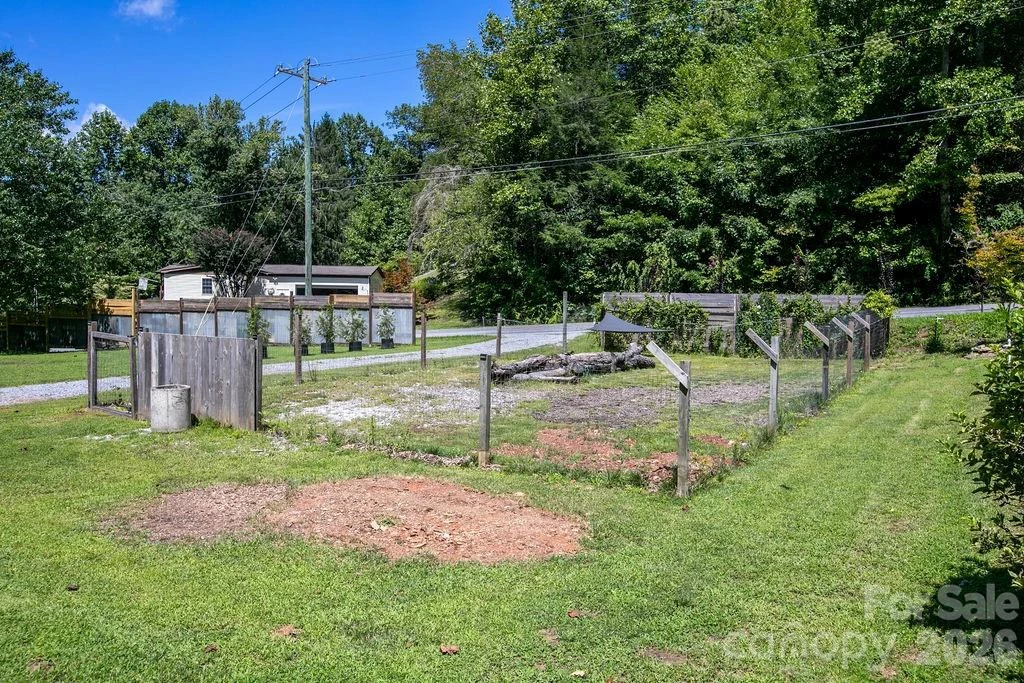 354 King Road - Photo 43