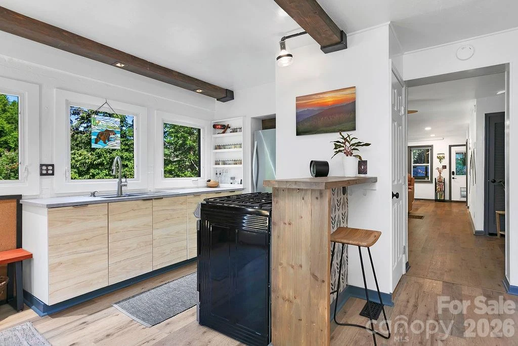 354 King Road - Photo 12