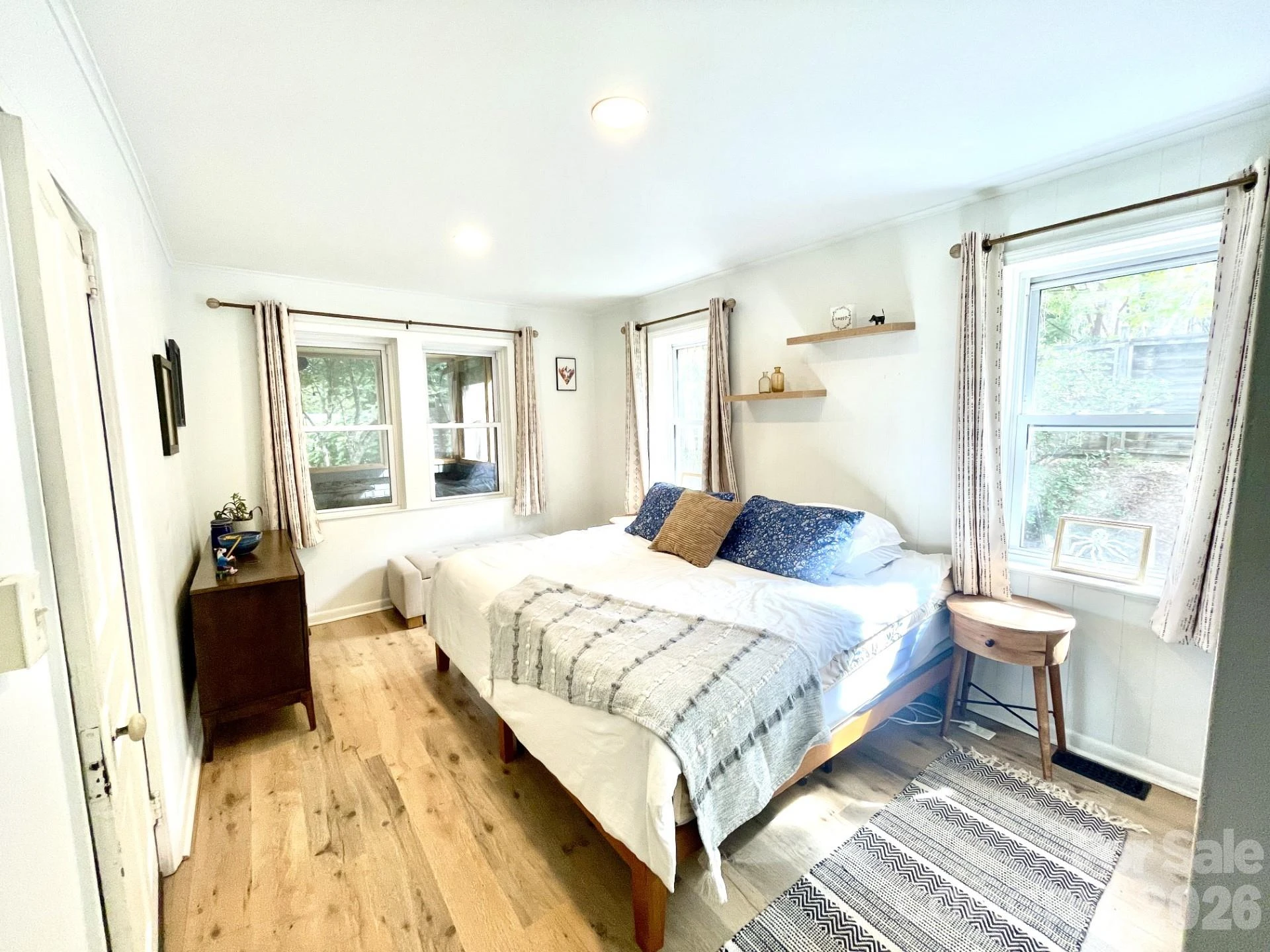 354 King Road - Photo 18