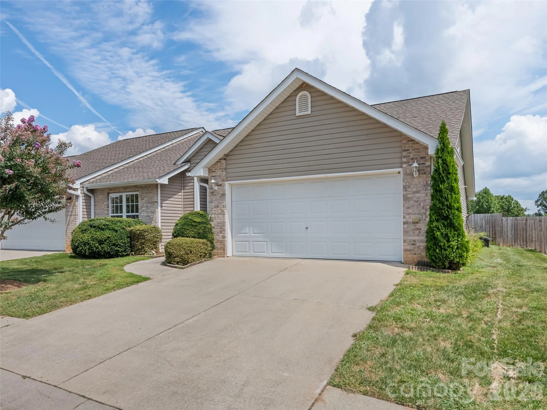 156 Chesire Way - Photo 2