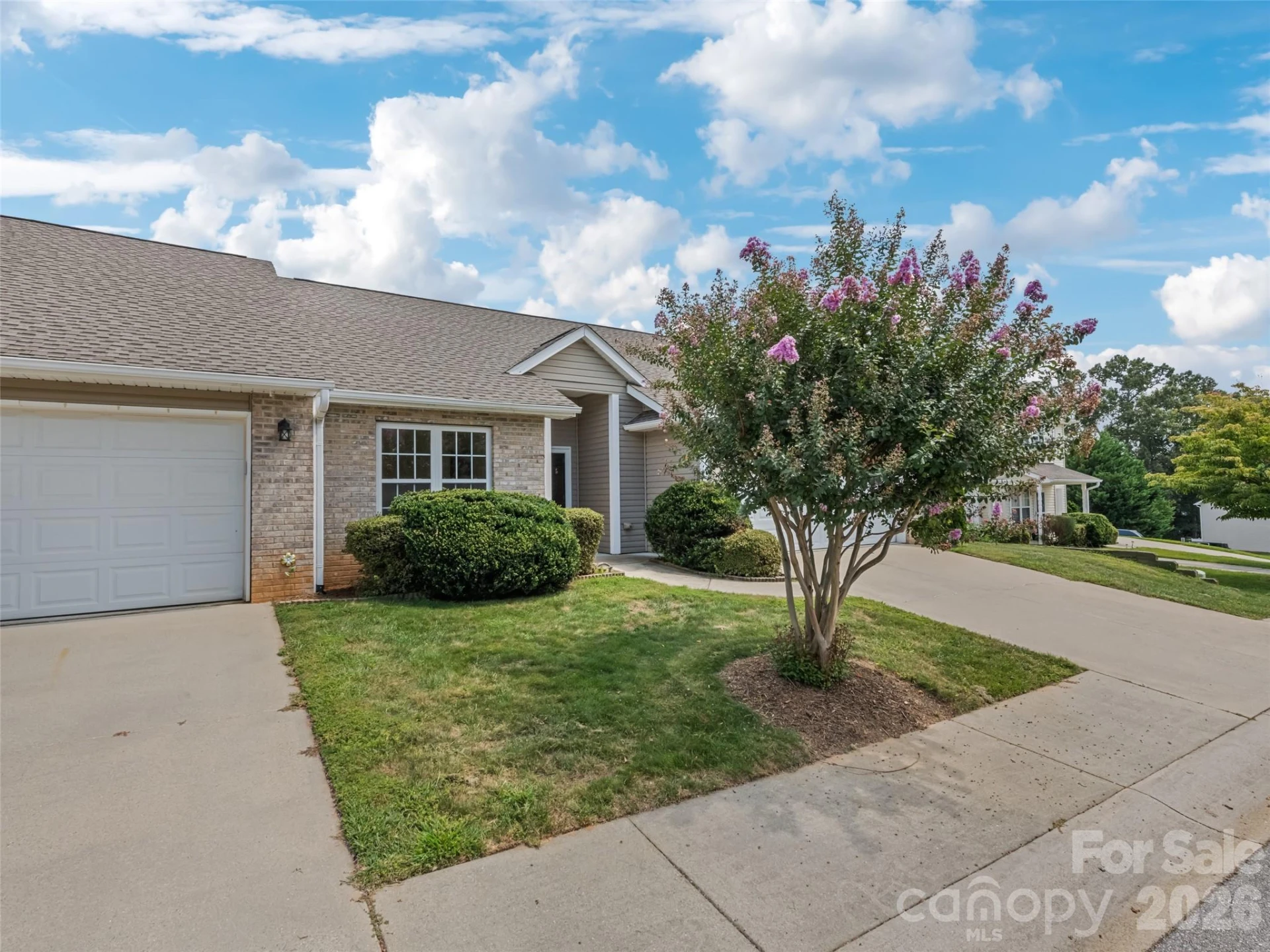 156 Chesire Way - Photo 3