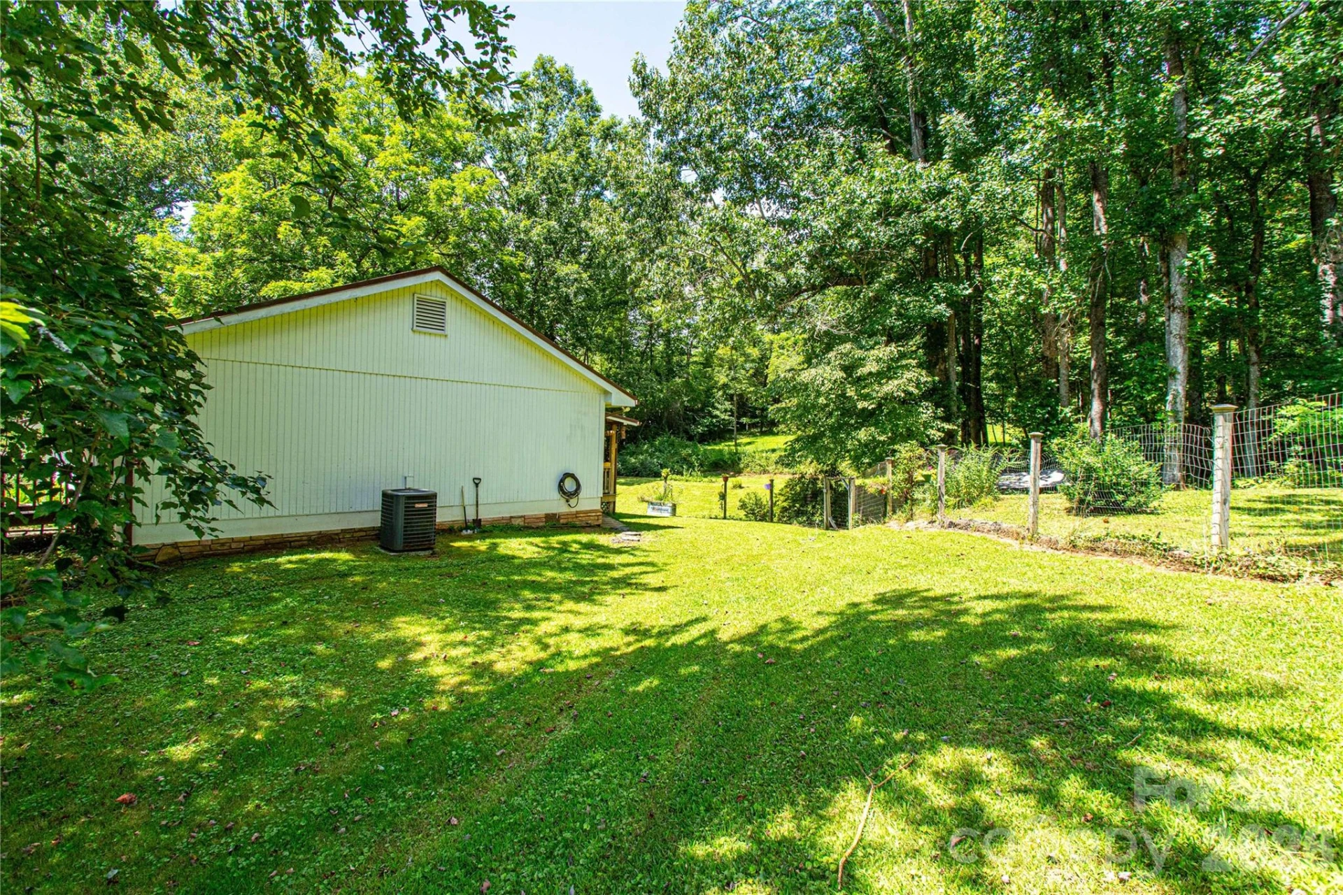 570 Flat Creek Valley Road - Photo 40