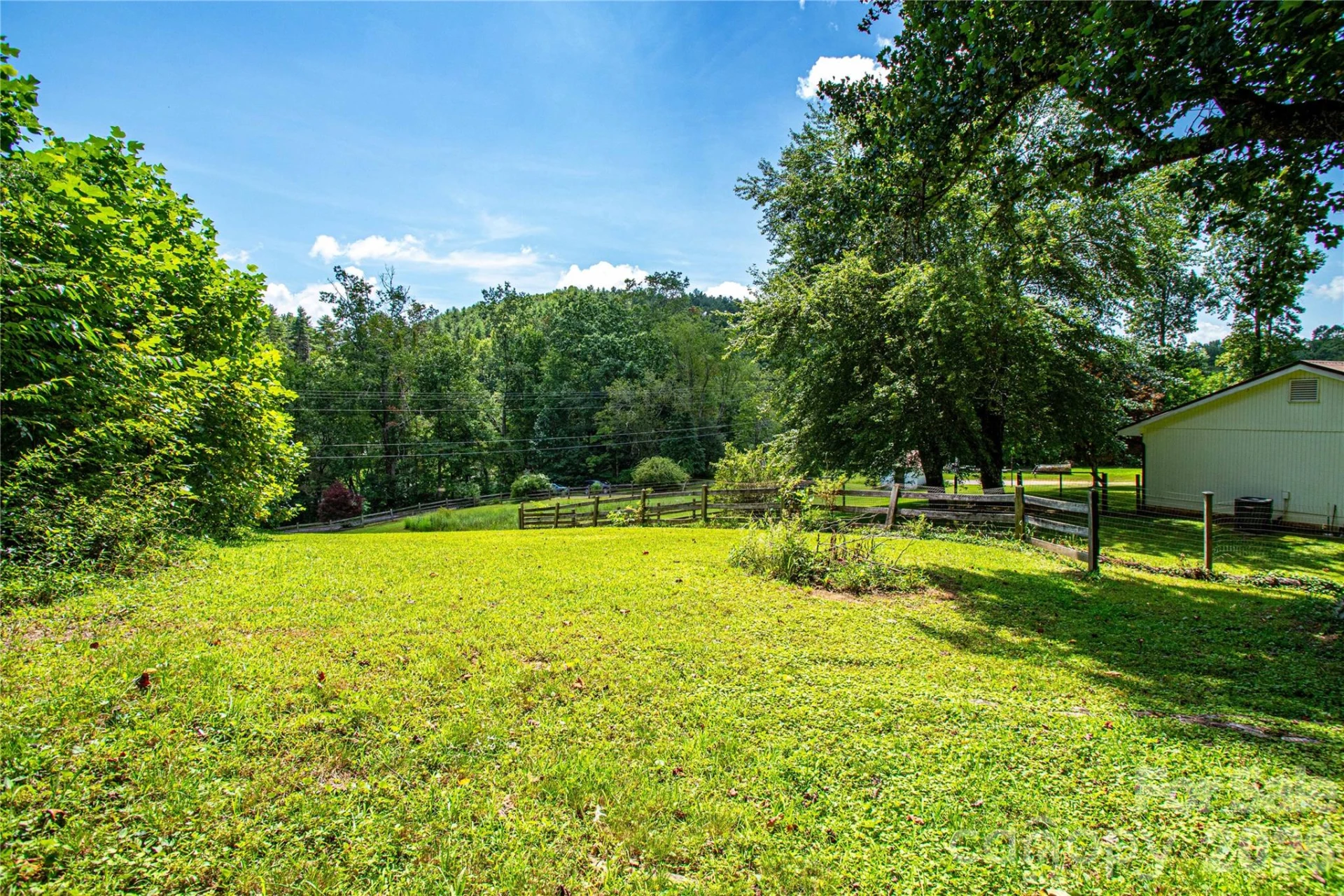 570 Flat Creek Valley Road - Photo 42