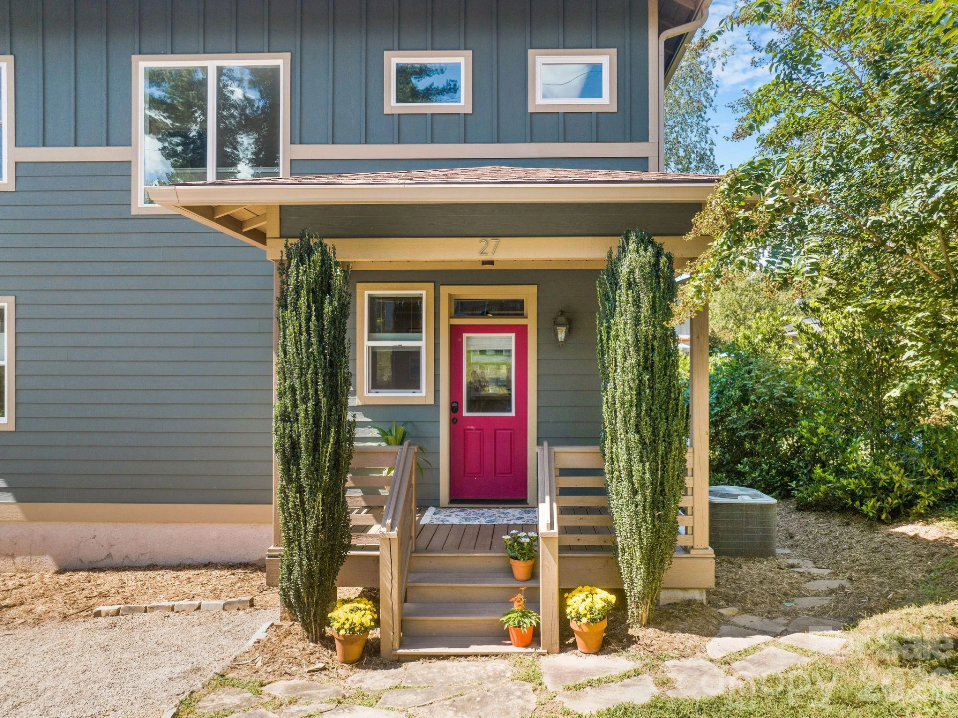 27 Hubbard Avenue - Photo 3