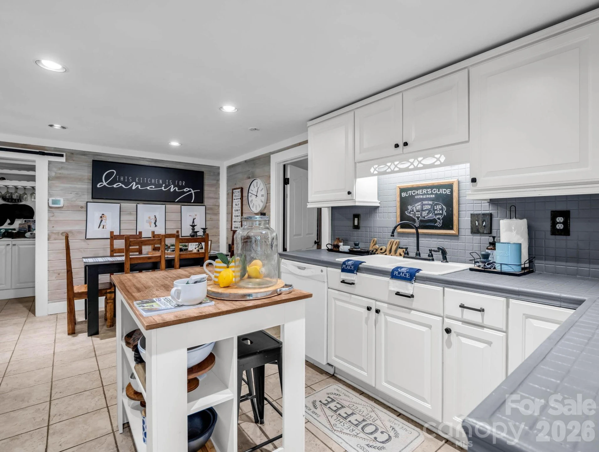 485 Grandview Drive - Photo 16