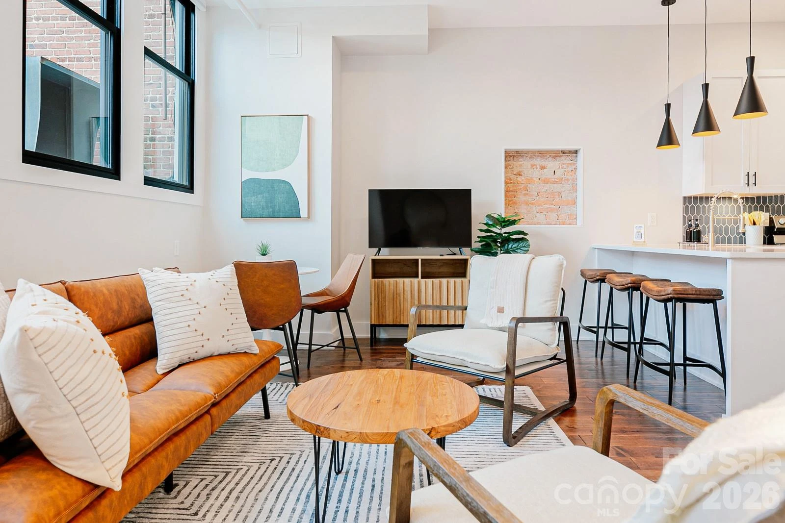 122 College Street #202