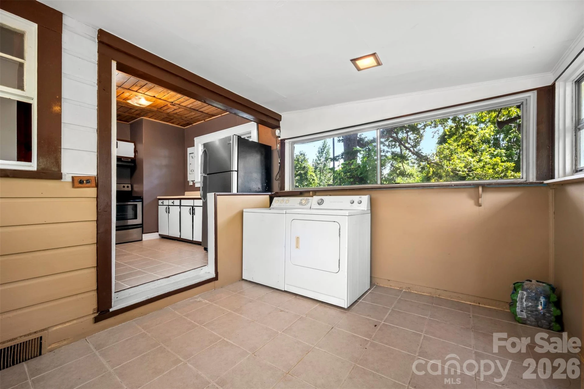 375 E King Street - Photo 14