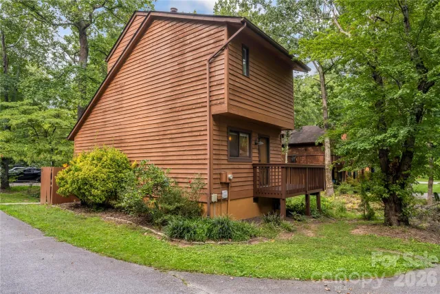 15 N Garden Court