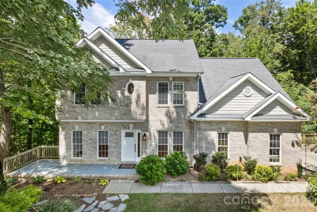 113 Ballantree Drive