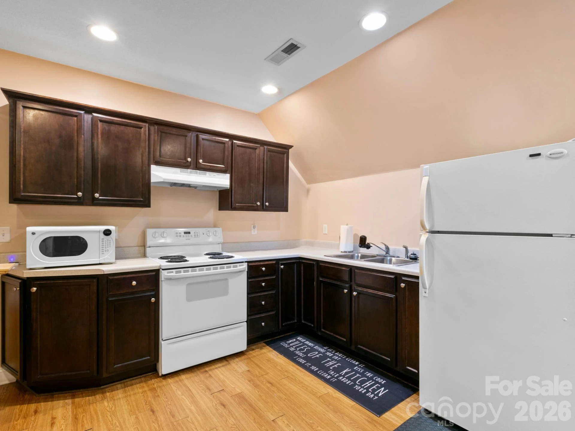 28 Chapel Park Road - Photo 6