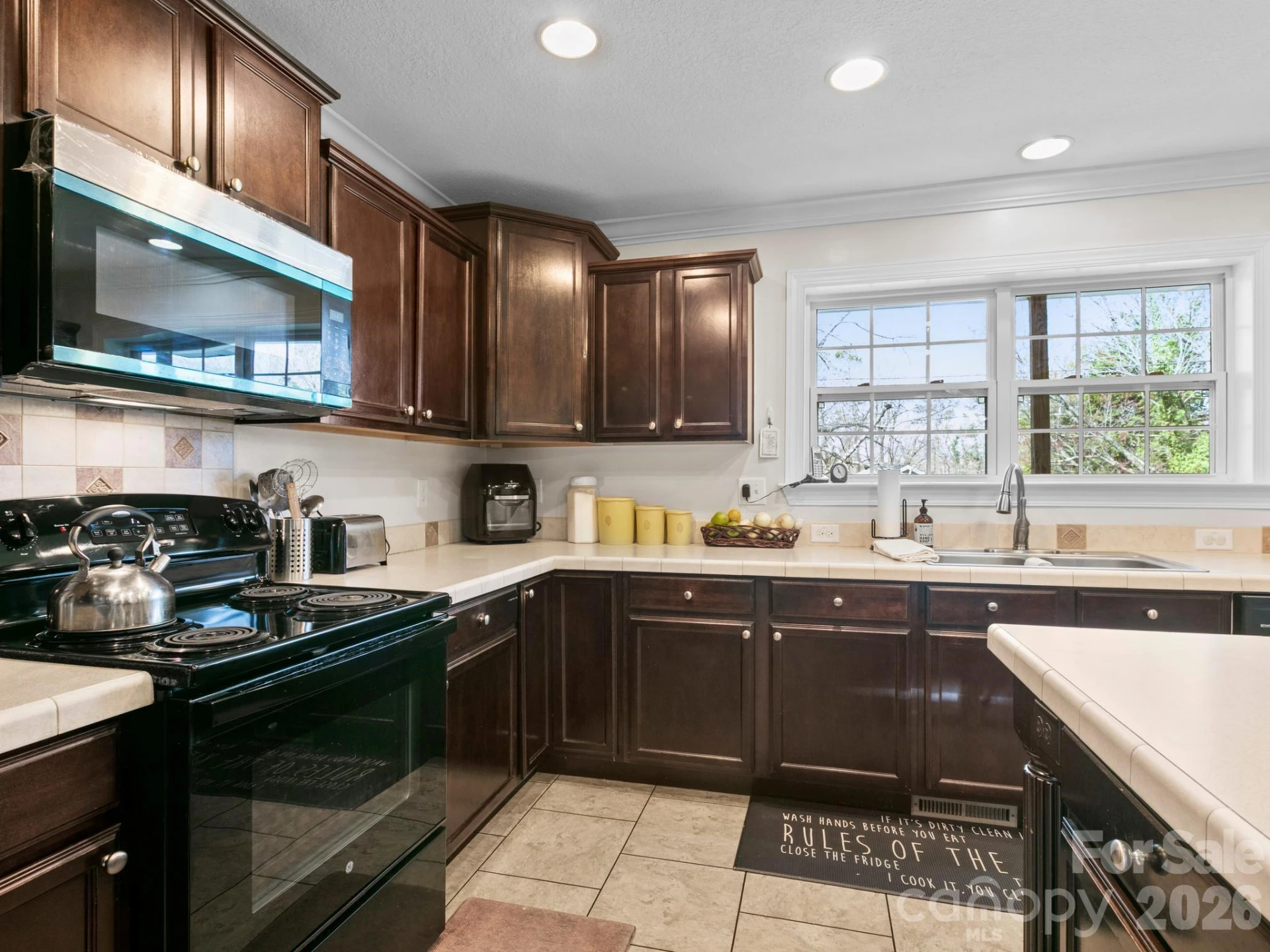 28 Chapel Park Road - Photo 10