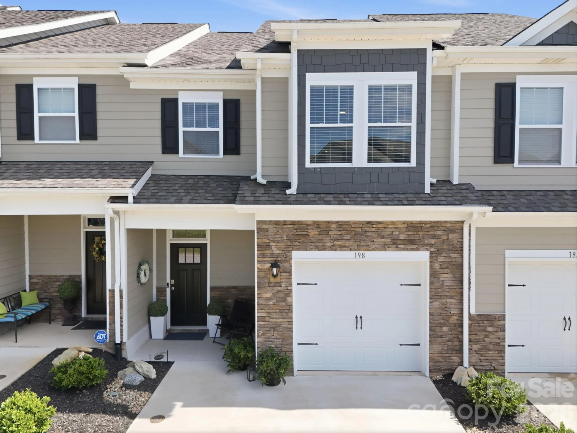 198 Creekview Road