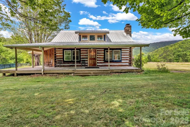 45 Sugar Cove Road