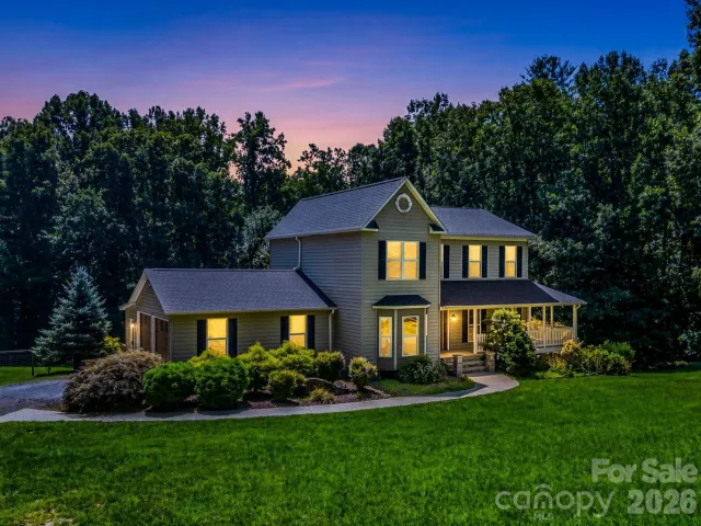 69 Ivy Lane, Fletcher, NC, 28732