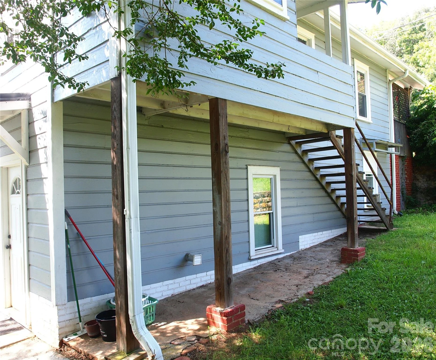 384 Pisgah Drive - Photo 5
