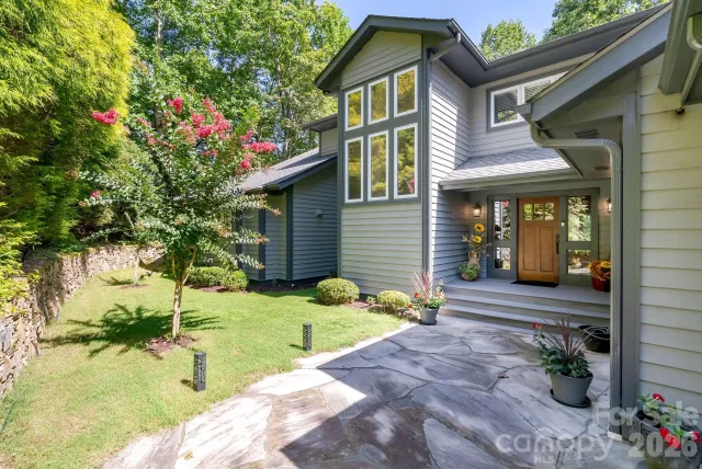 107 Spruce Lane, Zirconia, NC, 28790