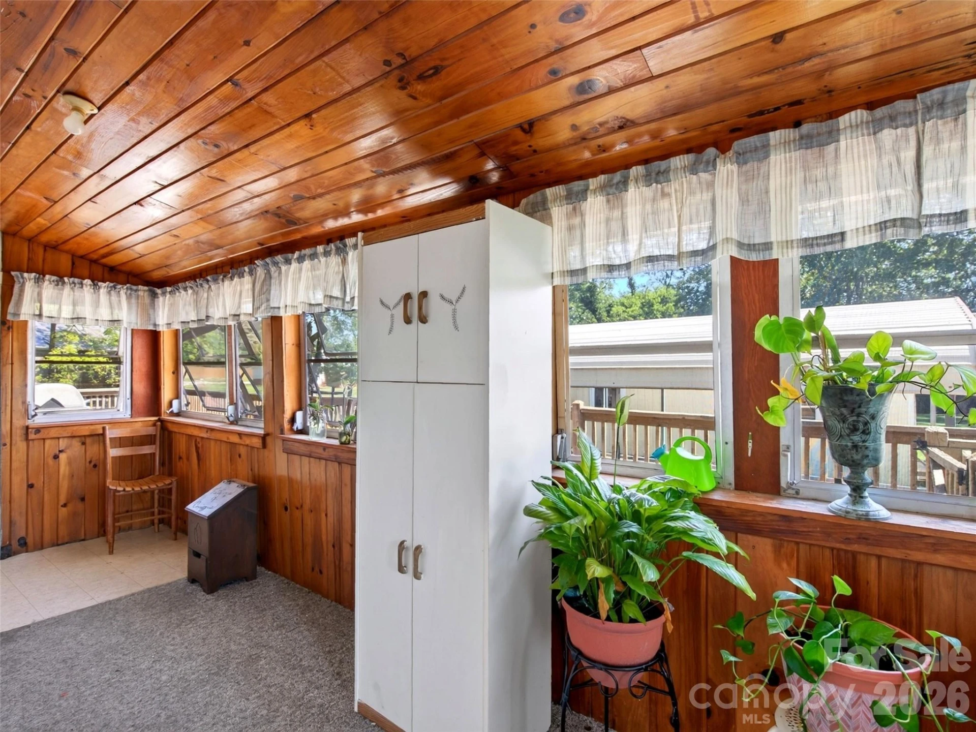 110 E Price Street - Photo 18