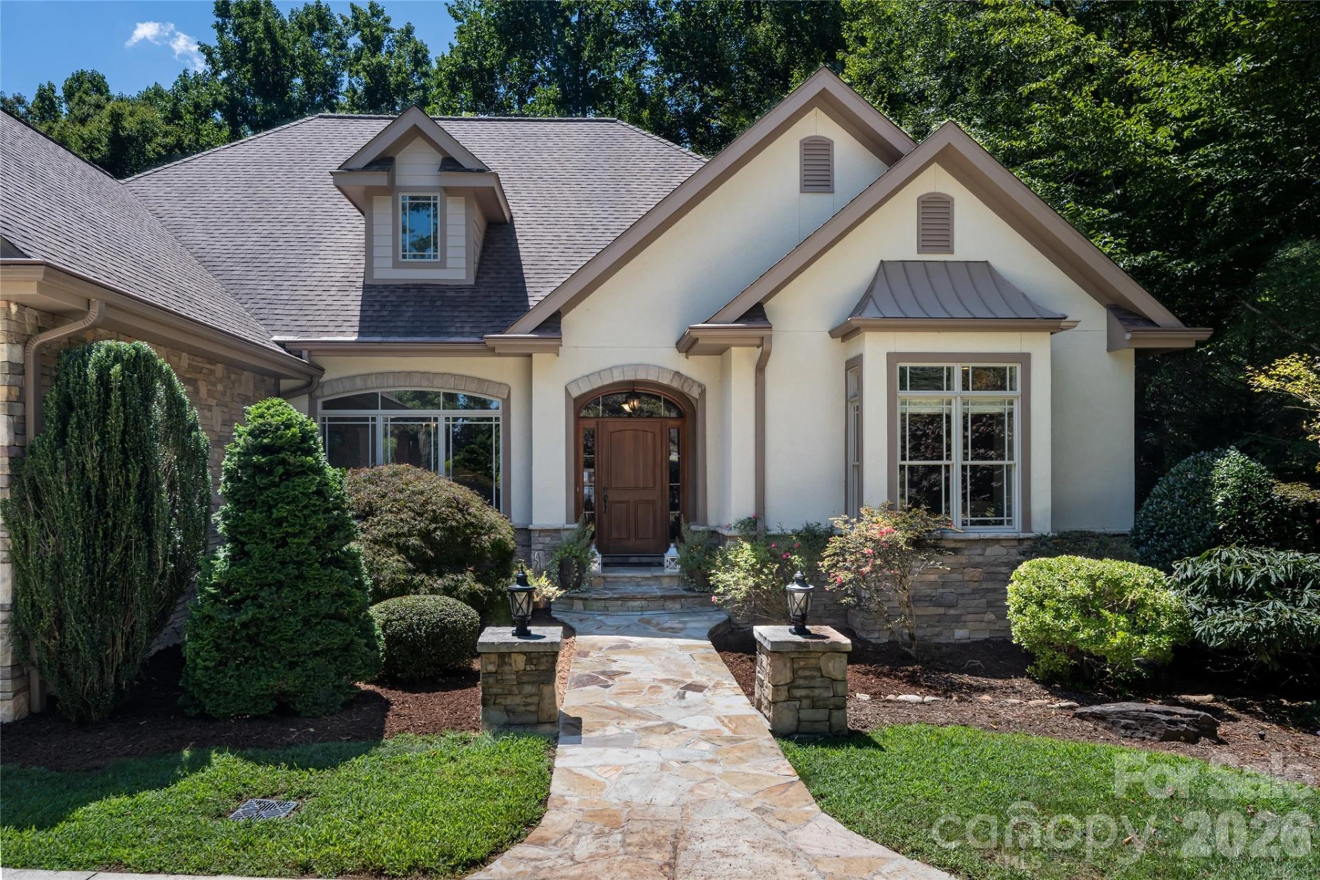 170 Cape Martin Circle - Photo 2