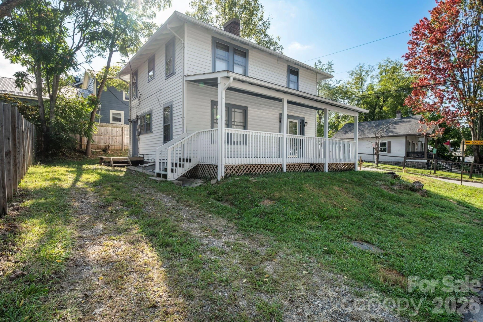 203 Pennsylvania Avenue - Photo 2