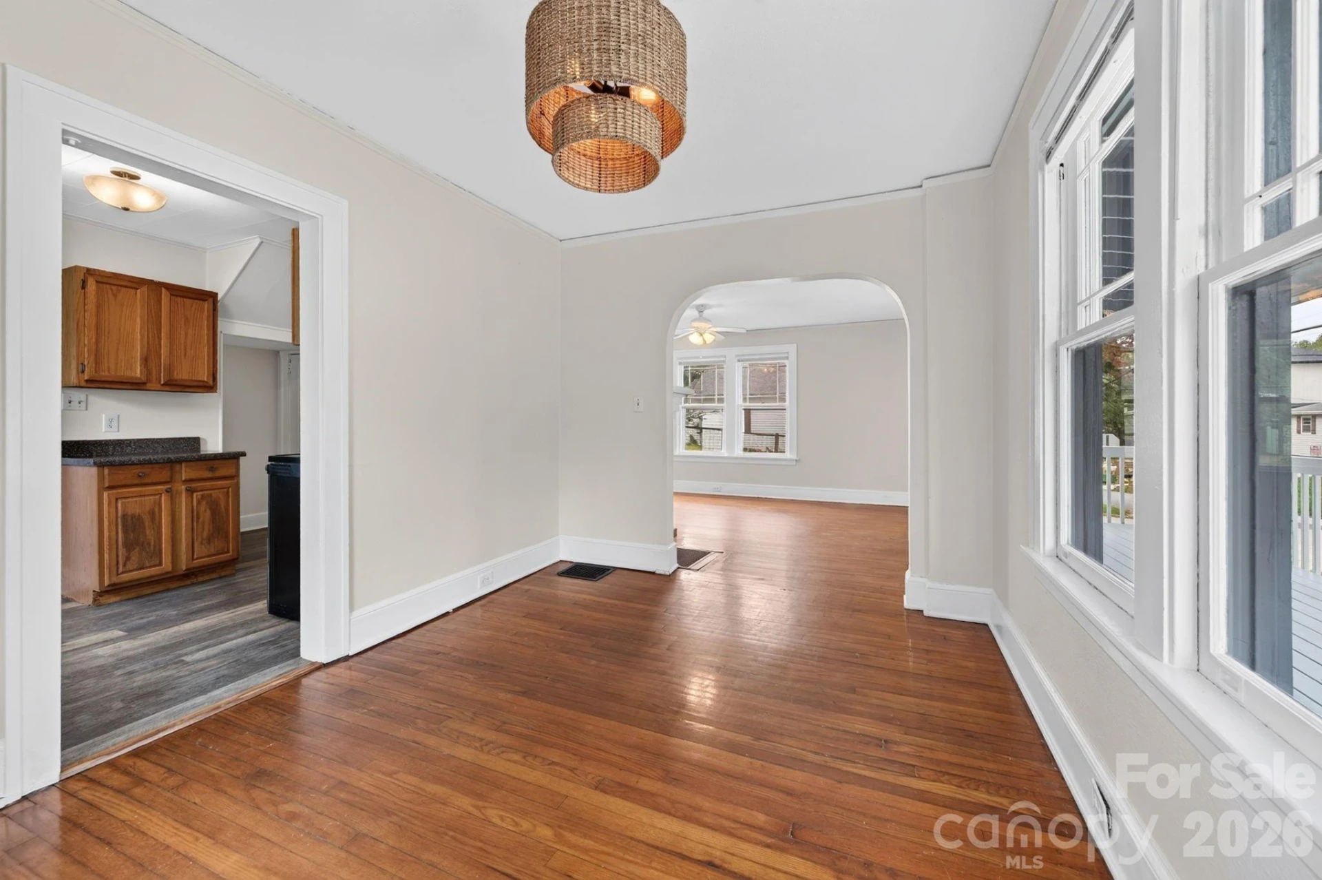 203 Pennsylvania Avenue - Photo 8
