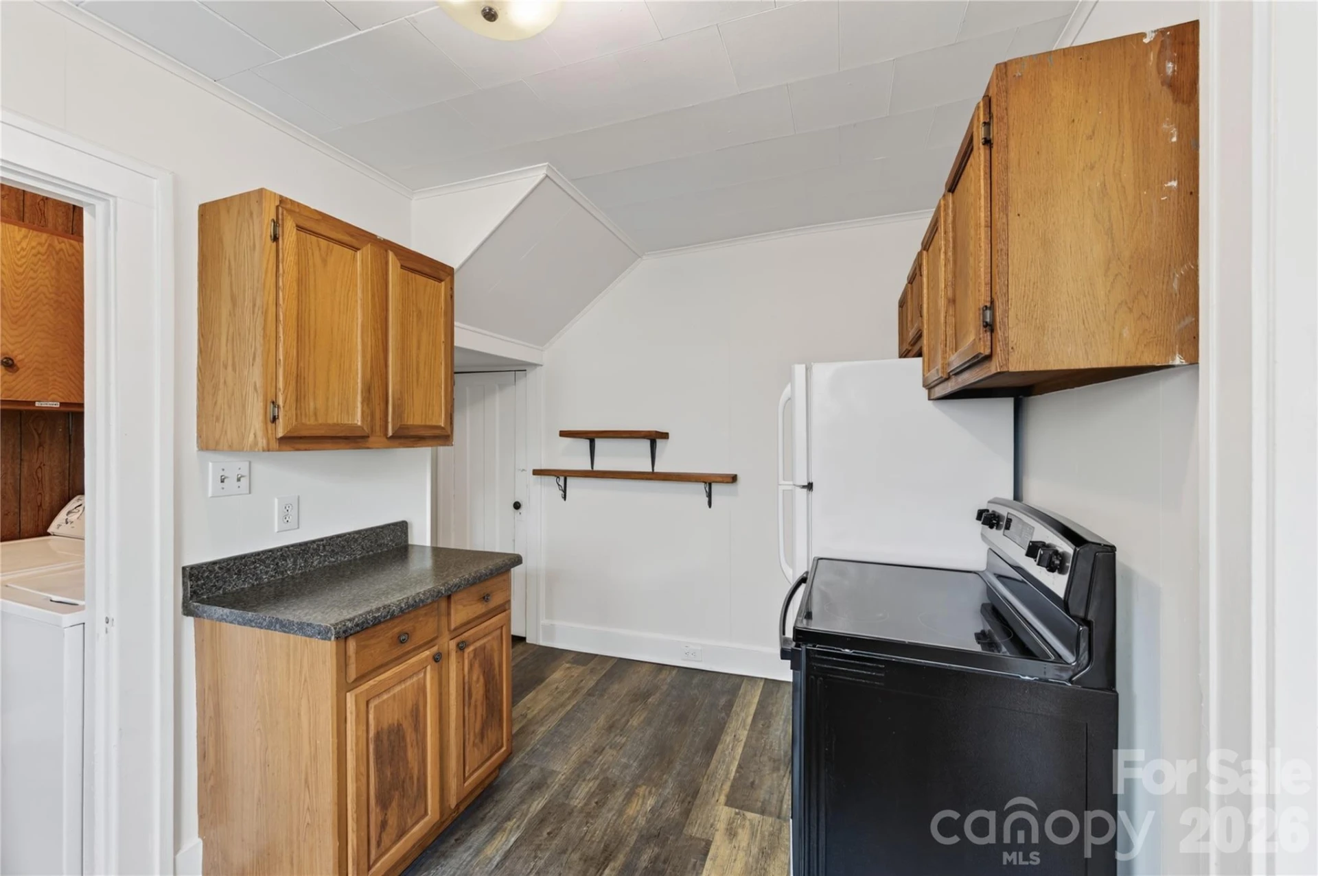 203 Pennsylvania Avenue - Photo 11