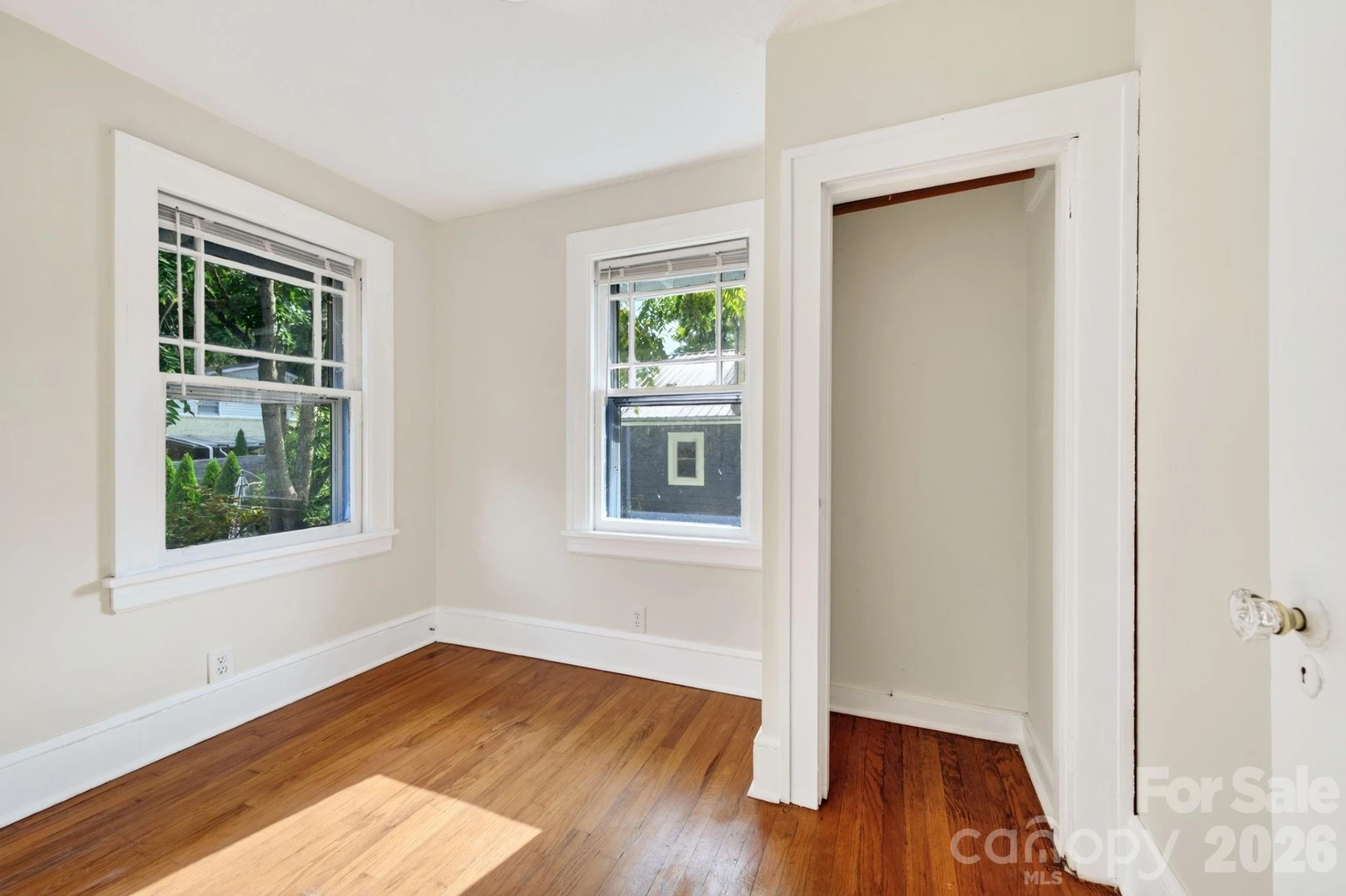 203 Pennsylvania Avenue - Photo 16