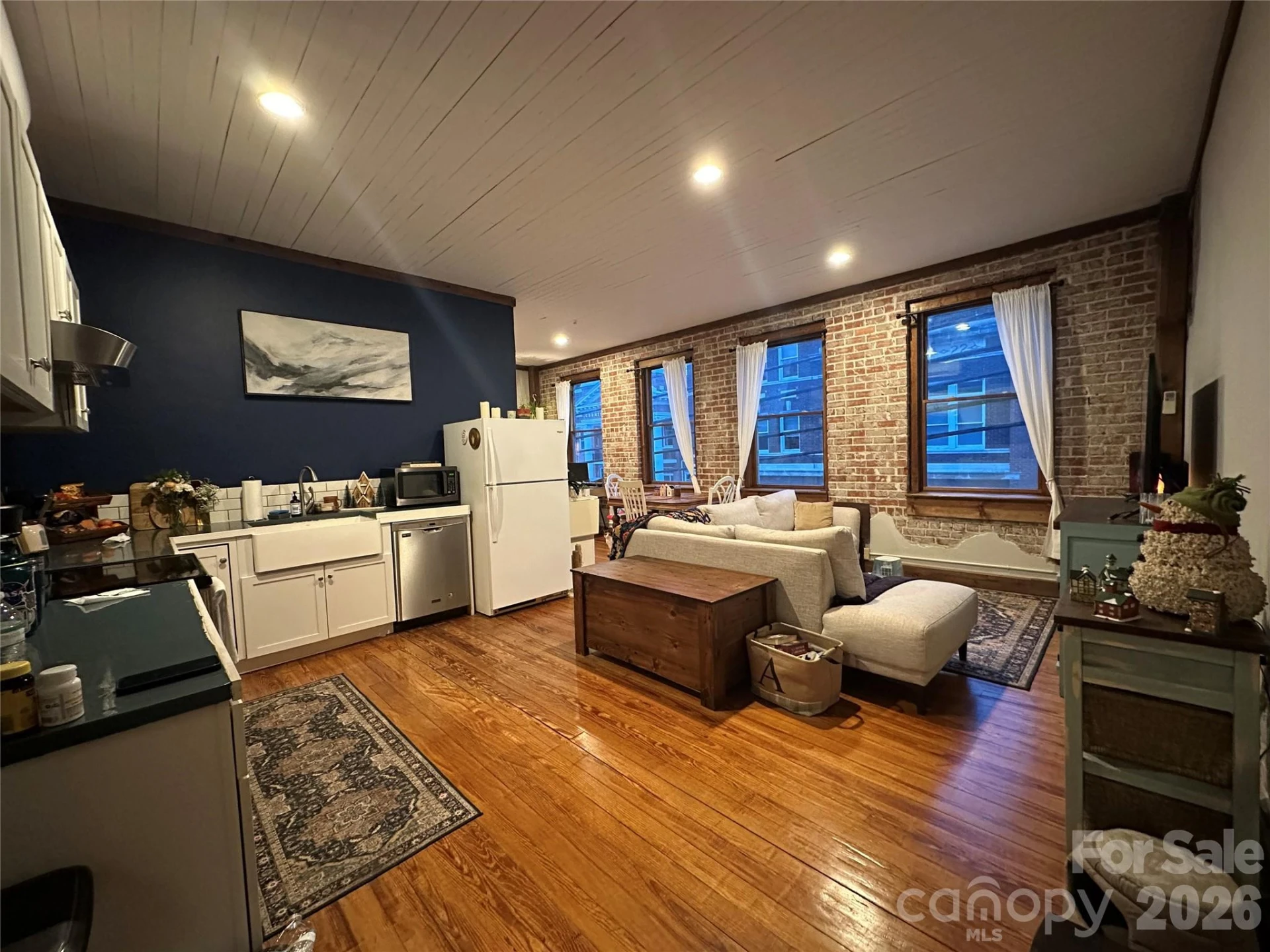 20 S Main Street - Photo 9