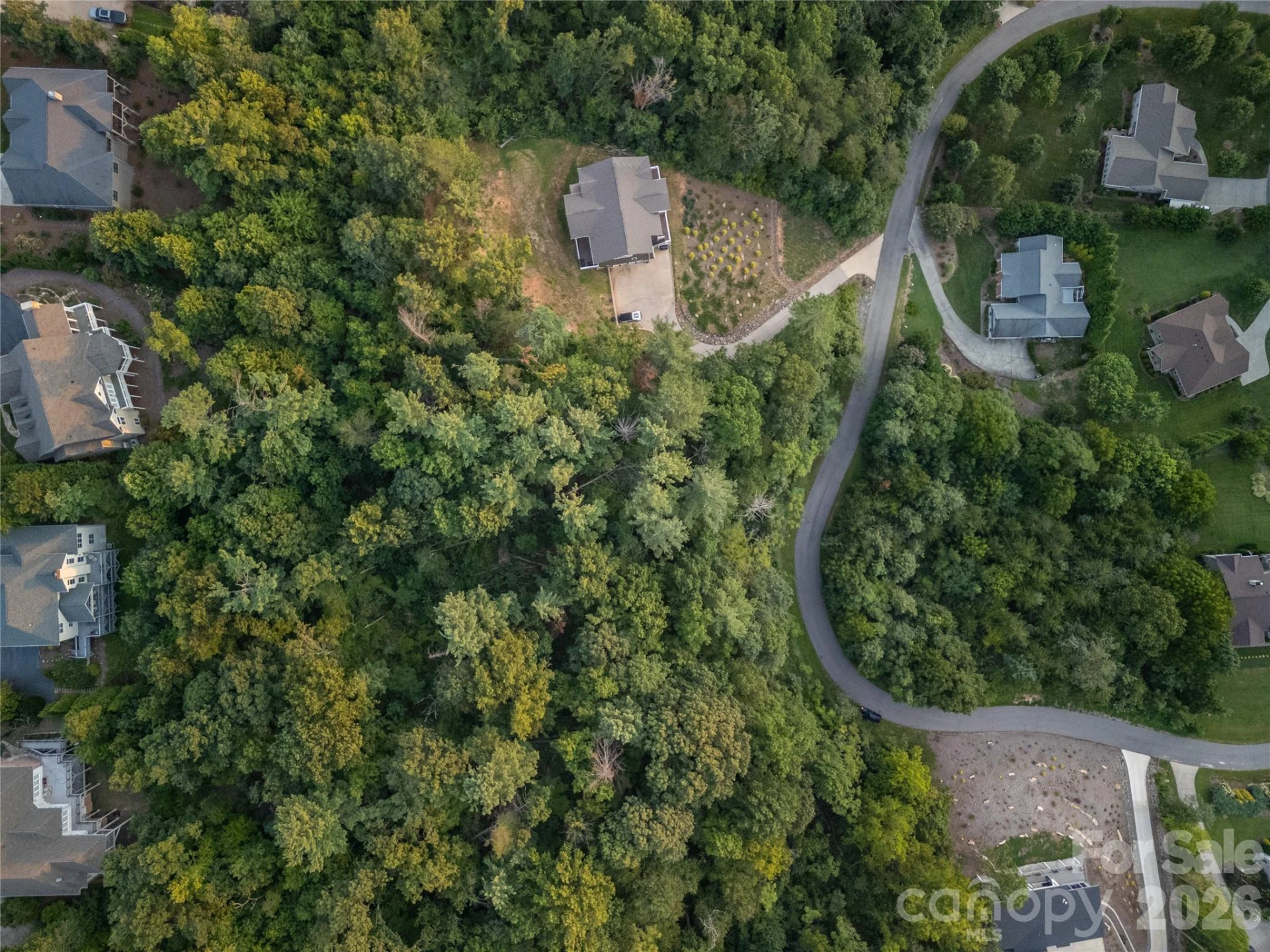 70 Hawtree Court - Photo 10