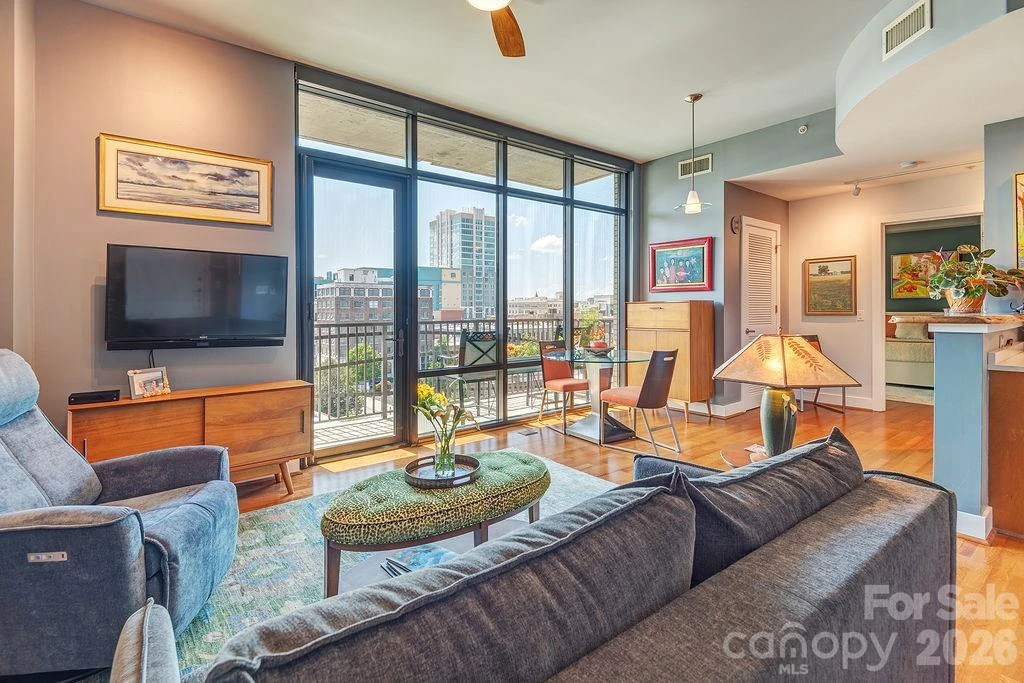 60 N Market Street #702 - Photo 4