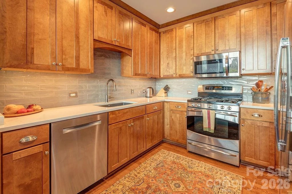 60 N Market Street #702 - Photo 8