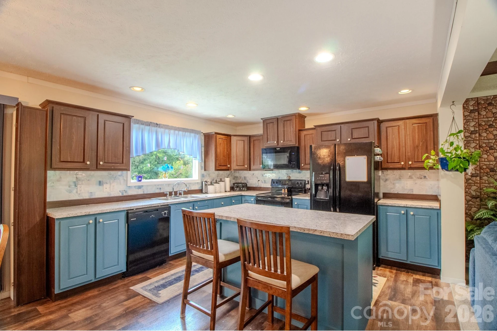 76 Patriot Drive - Photo 10